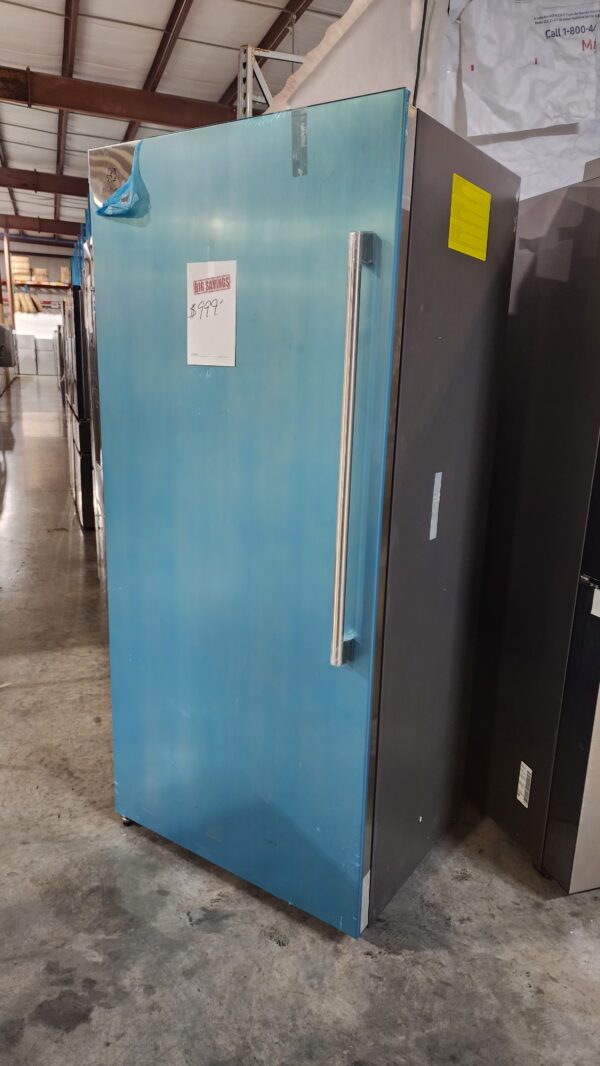 21 Cu.Ft Upright Freezer