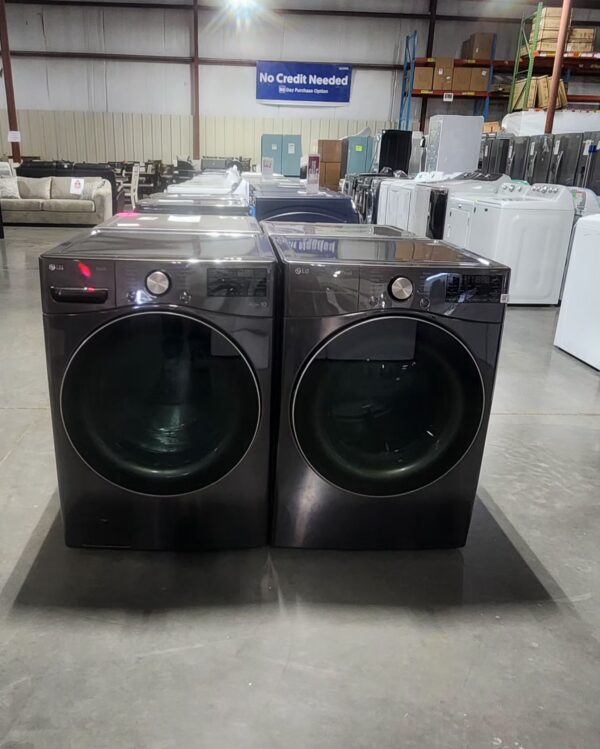 5.0  LG TurboWash 360 Black Steel Front Load Washer and Dryer Set